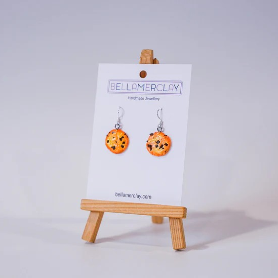 Chocolate Chip Cookie Earrings – Handmade by BellamerClay made with polymerclay