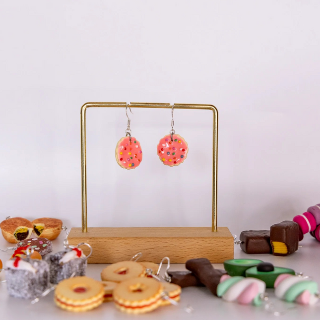 Biscuits Earrings 100s & 1000s