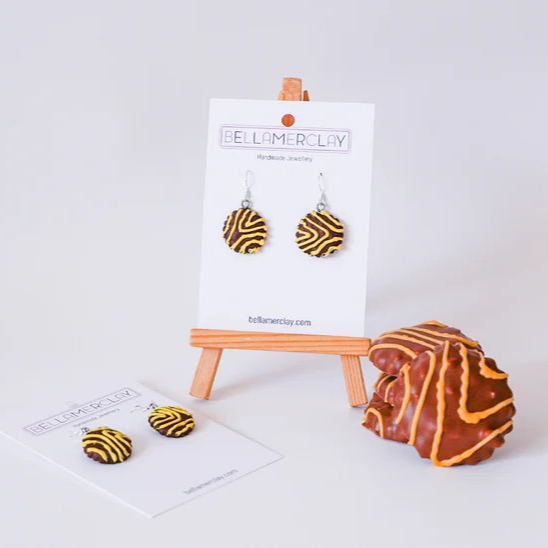 Squiggle Biscuit Dangle Earrings – Handmade by BellamerClay made with polymerclay